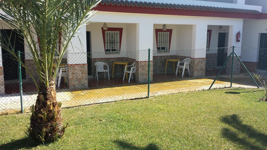 Hostal Las Parcelas Кониль-де-ла-Фронтера Экстерьер фото